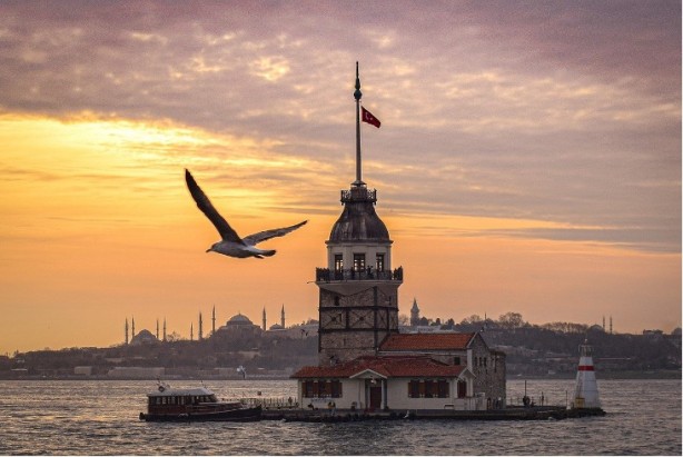 Foto - Kız Kulesi'nde büyük skandal ortaya çıktı! 'Bu kadar da olmaz ama' dedirtti