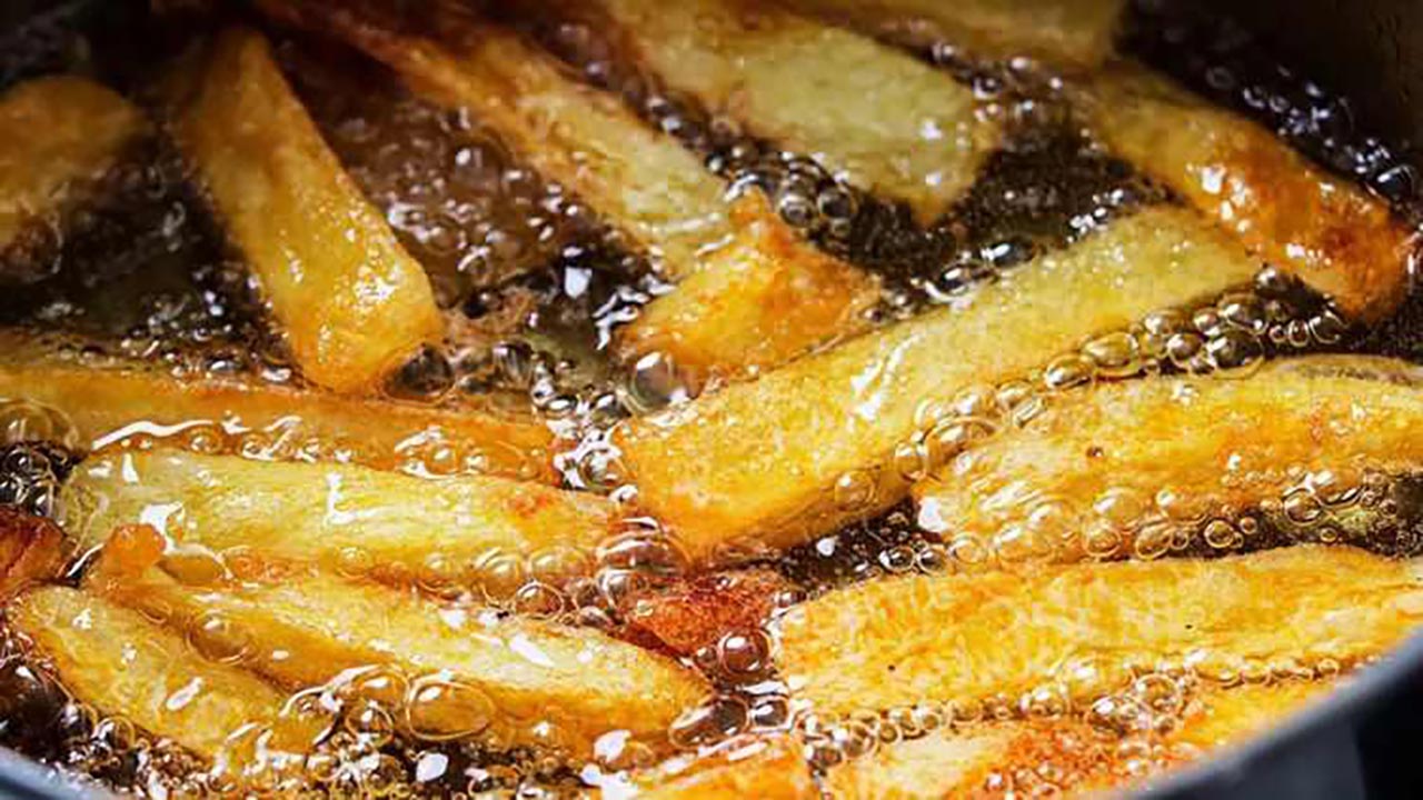 Foto - Kızartma için en iyi yağ açıklandı! Zeytinyağı ve ayçiçeği yağı değil