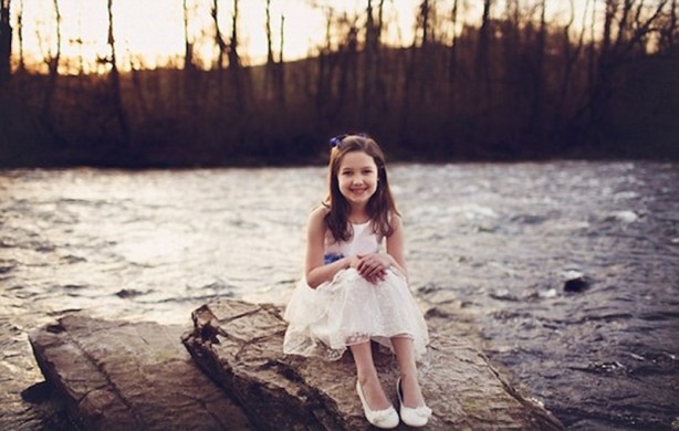 Foto - Kızı için krallık kurdu