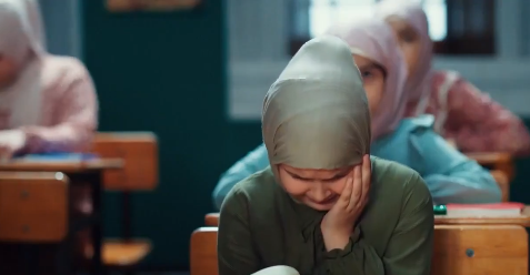 Foto - Kızıl Goncalar dizisinde başörtülü kadın skandalı! Fox Tv Müslümanları çileden çıkardı