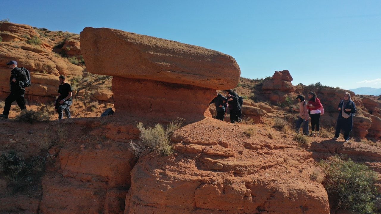 Foto - Kızıl kayalarıyla görenleri hayran bırakıyor! Burası Arizona değil Kars