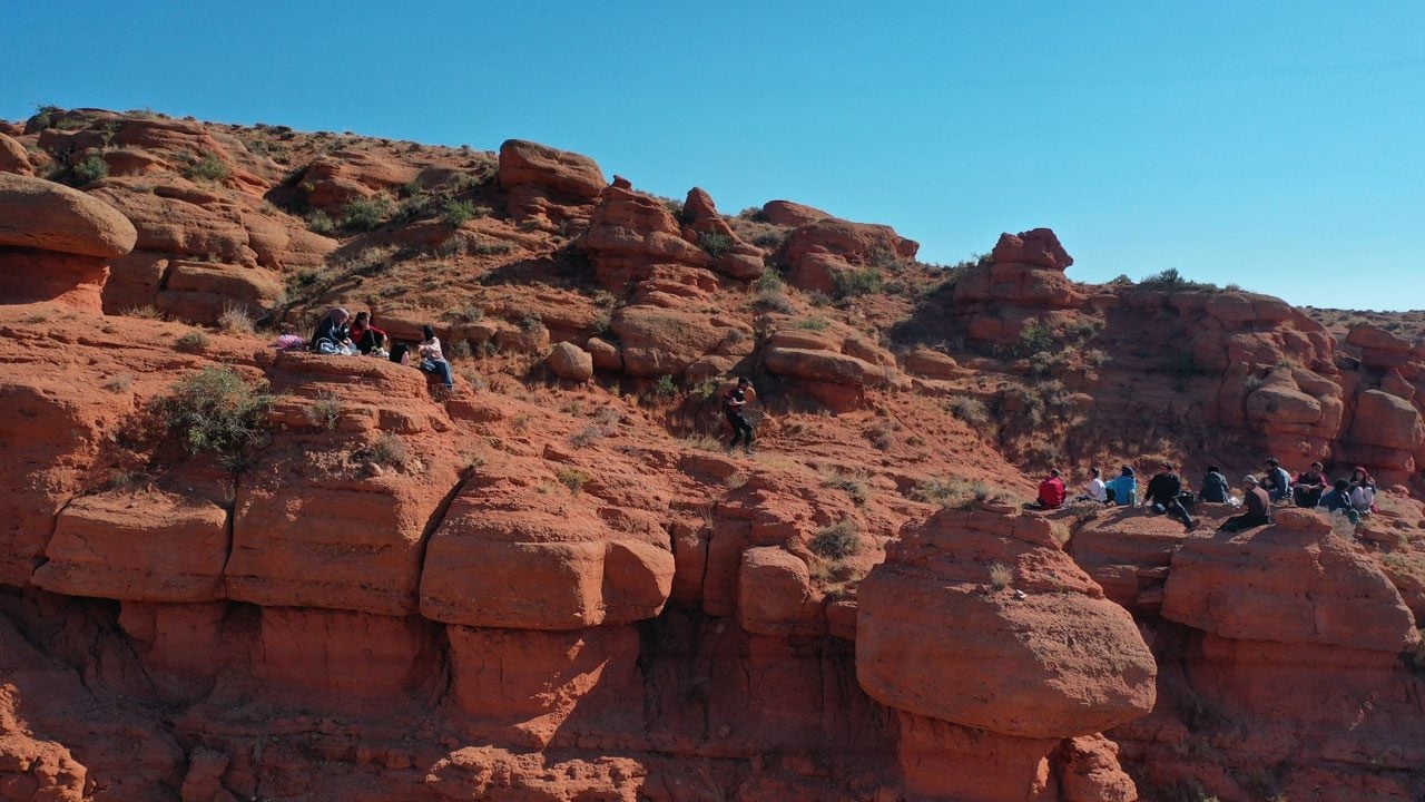 Foto - Kızıl kayalarıyla görenleri hayran bırakıyor! Burası Arizona değil Kars