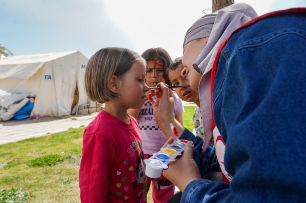 Foto - Kızılay Bayramda ve 23 Nisan’da depremzede çocukları sevindirecek
