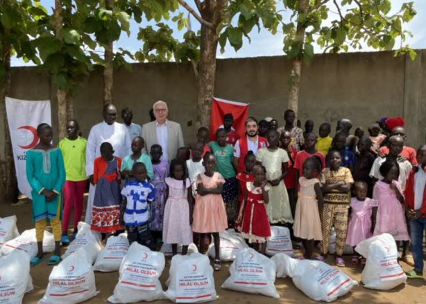 Foto - Kızılay'dan Güney Sudan'daki 870 aileye gıda yardımı