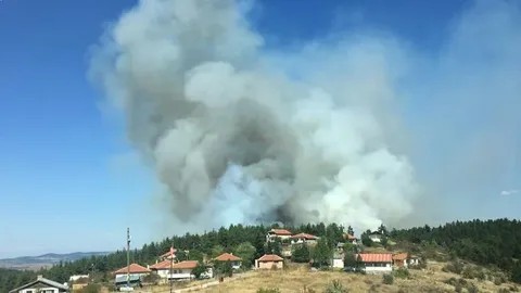 Foto - Kızılcahamam'da orman yangını! Bir köy tahliye ediliyor Valilikten flaş açıklama