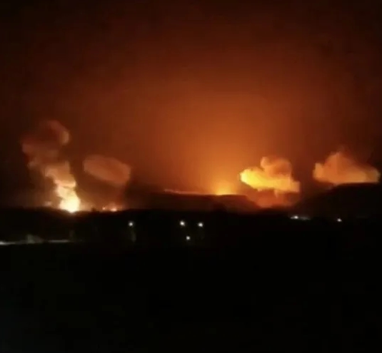 Foto - Kızıldeniz’de kriz: Alçak İsrail de saldırı ekibine dahil oldu! Büyük savaş: İHA'lar ve füzelerle saldırılar düzenliyor!