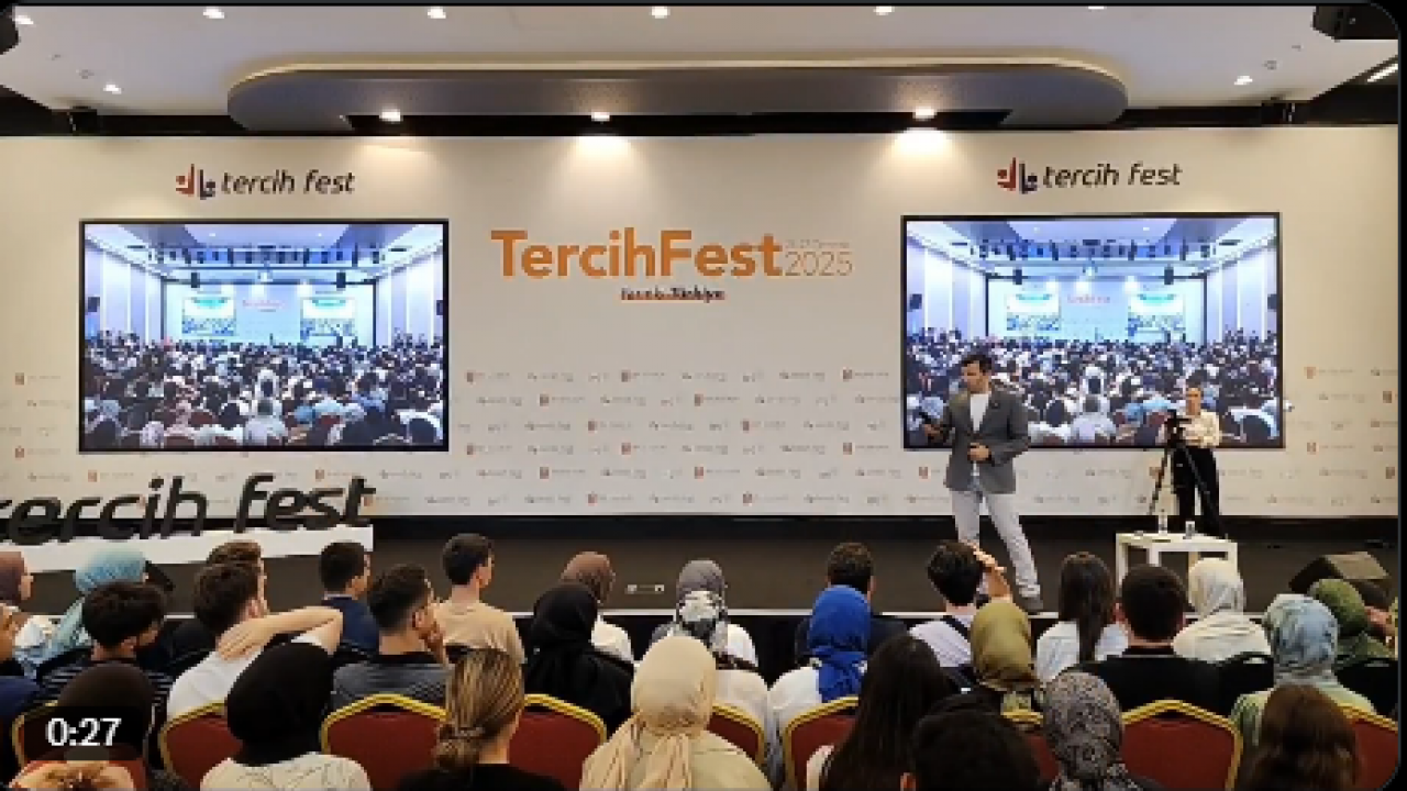 Foto - Kızılelma, 5. nesil savaş uçakları düşürebilecek mi? Selçuk Bayraktar cevap verdi, salon yıkıldı