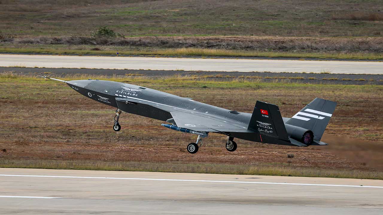 KIZILELMA dış basında yankılanıyor! Yeni özelliği dikkat çekti