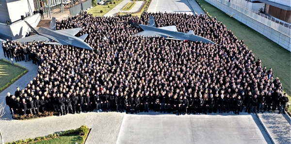 Foto - Kızılelma'nın ilk uçuşu Baykar'da kutlandı