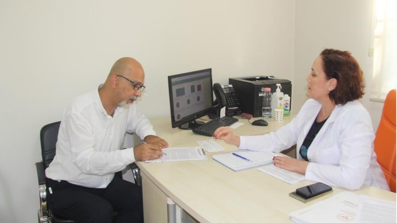 Kızının tek cümlesiyle sigarayı bıraktı