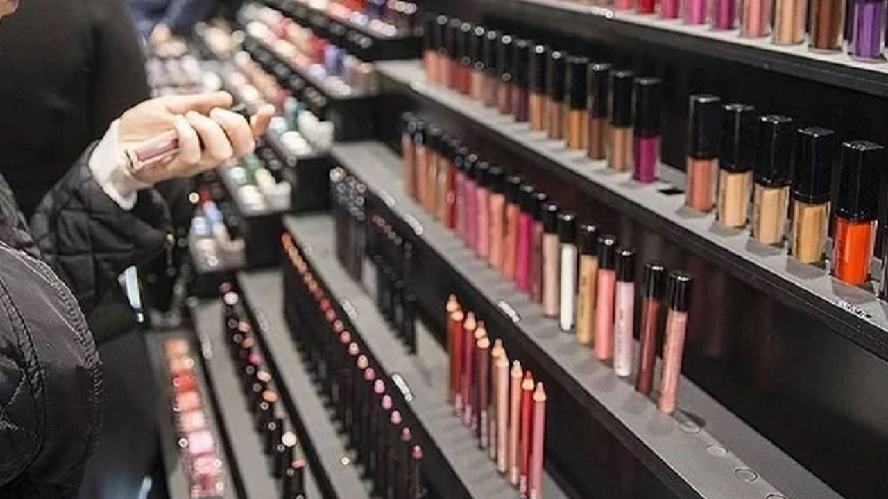 Foto - Kızları 'ayda 335 bin lira harcıyorum' diyordu! Bir devir sona erdi: Dev şirket iflas ediyor