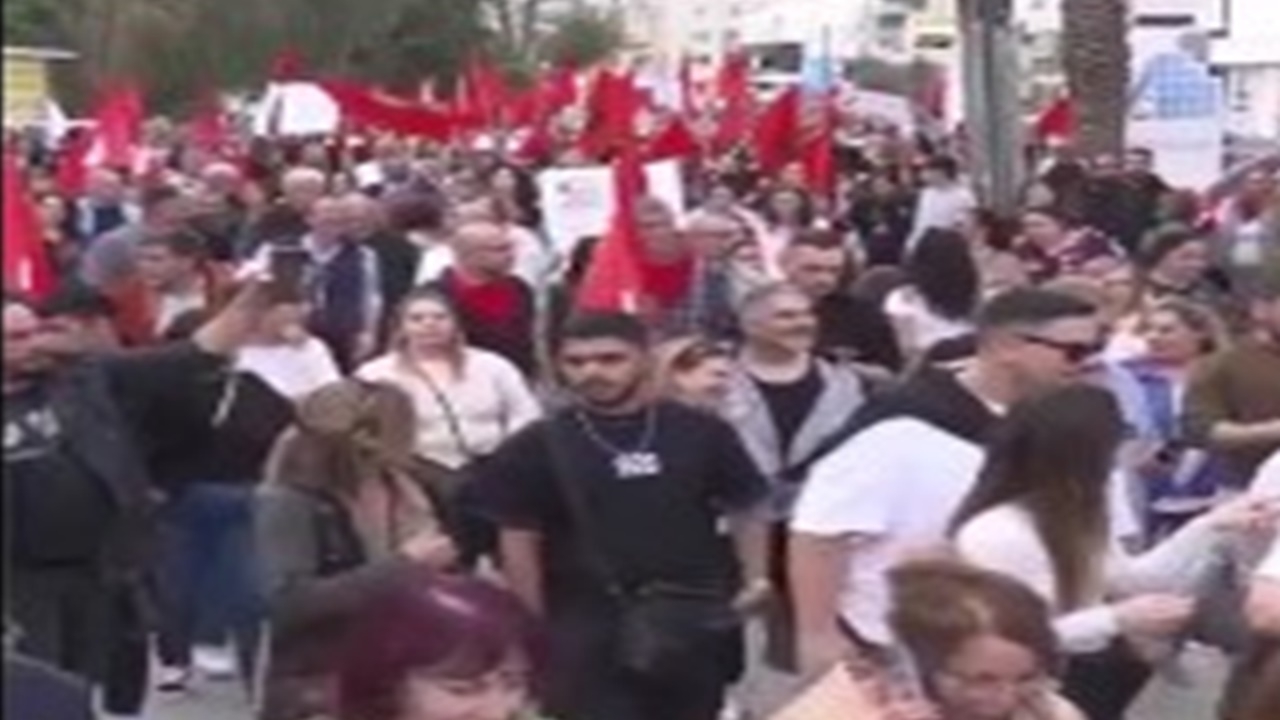 Foto - KKTC’de büyük alçaklık! Bunlar Türk falan olamaz! Zorunuza mı gitti utanmazlar