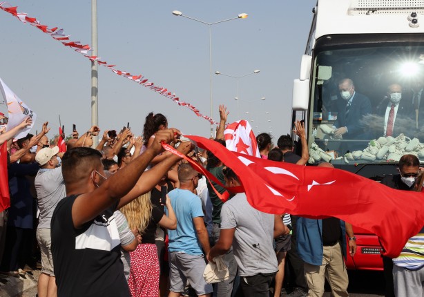 Foto - KKTC'de Cumhurbaşkanı Erdoğan'a sevgi seli