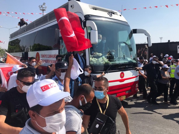 Foto - KKTC'de Cumhurbaşkanı Erdoğan'a sevgi seli