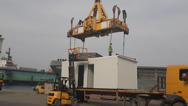 KKTC'den deprem bölgelerine 40 prefabrik ev