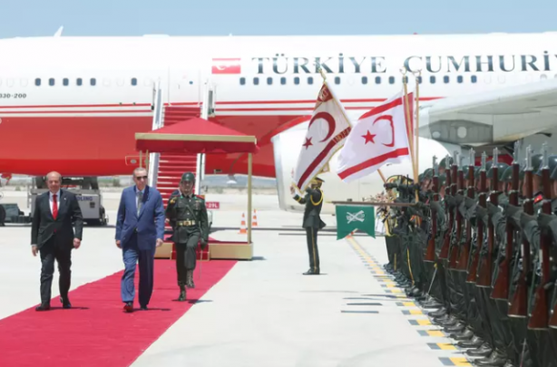 Foto - 'KKTC'yi ziyaret eden Erdoğan dünyaya çağrı yaptı