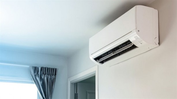 Foto - Klimalar ve bilgisayarlar gözlerin hasmı haline geldi