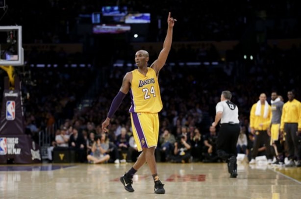Foto - Kobe Bryant kariyerini noktaladı
