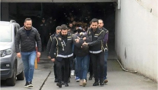 Foto - Koç Grubu şirketi tarandı! Mermi yağmuruna tuttular