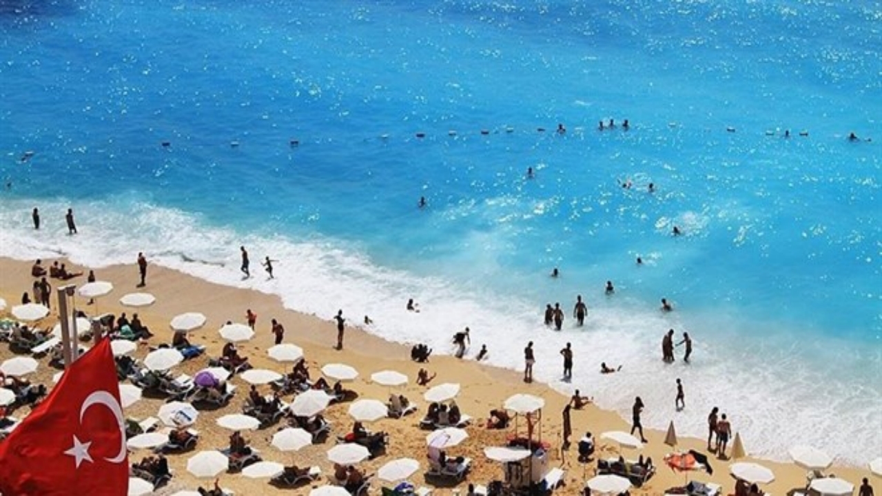 Foto - Koca bir ilçeyi karıştıran skandal olay! Telefonu eline alan polis, rezalete inanamadı