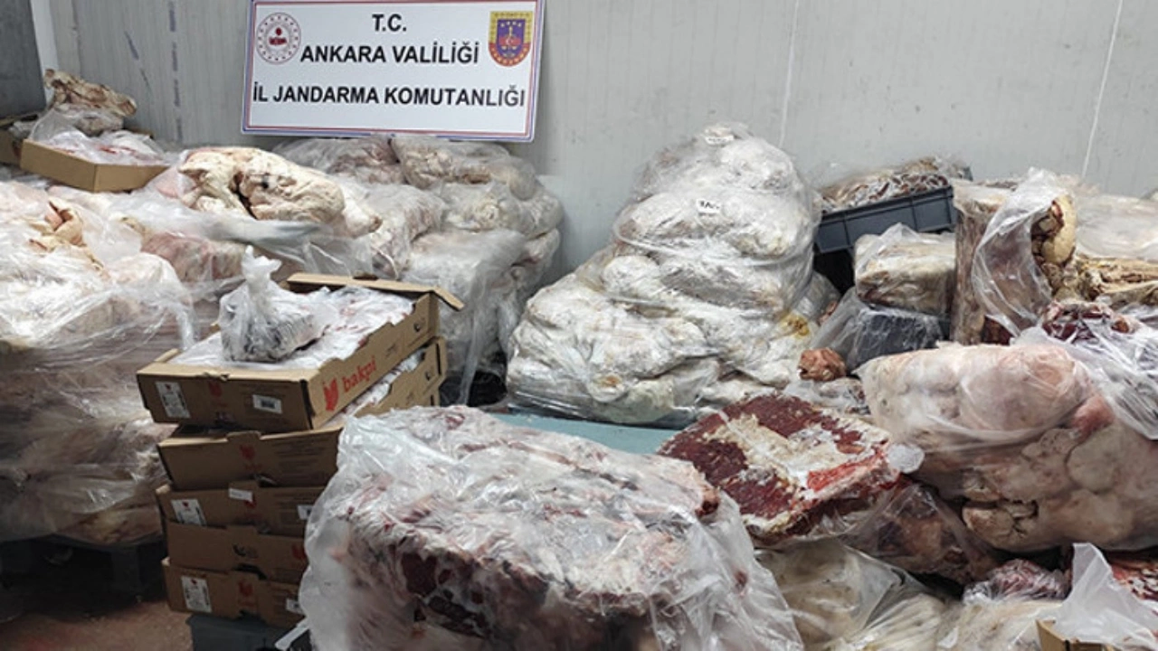 Foto - Koca bir şehrimizi karıştıran görüntü! Yakalanmasaydı, bize löpür löpür yedireceklerdi