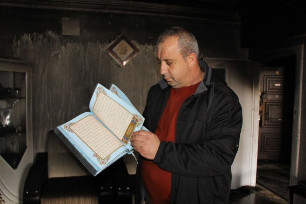 Foto - Koca daire tamamen küle döndü, yanmayan tek şey o oldu! Ateistler hadi bunu da açıklayın bakalım