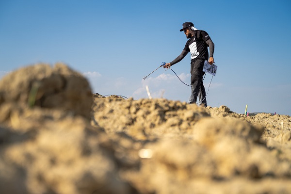 Foto - Koca tarla ortadan ikiye ayrılmıştı! Fransız sanatçıdan şaşırtan tasarım