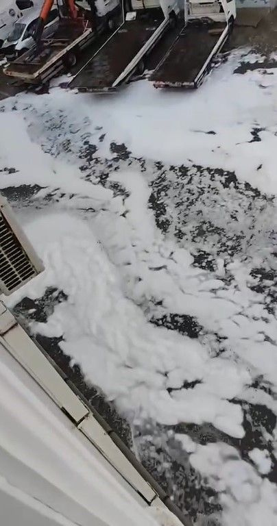 Foto - Kocaeli'de hayrete düşüren görüntü! Nedenini kimse bilmiyor