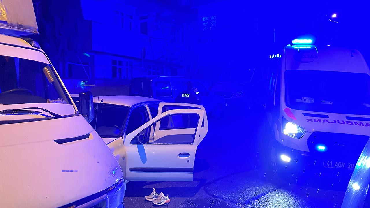 Foto - Kocaeli'de otopark kavgası kanlı bitti! İki kardeş vuruldu, biri ağır yaralı