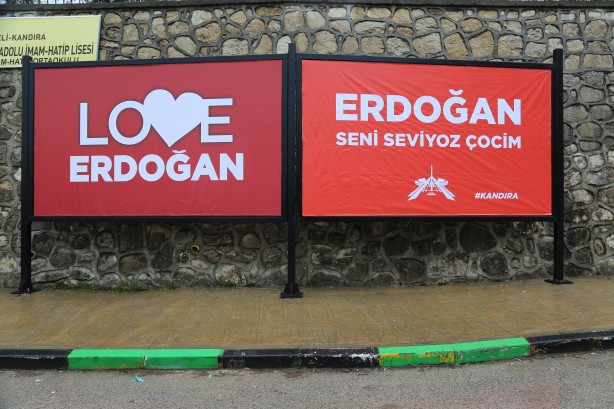 Kocaeli'de yöresel şiveyle Erdoğan’a destek mesajı
