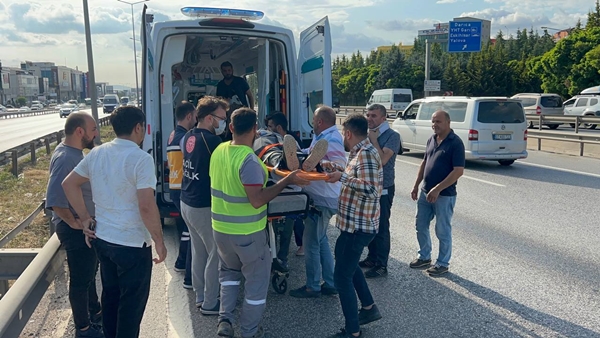 Foto - Kocaeli'de zincirleme kaza: Yaralılar var