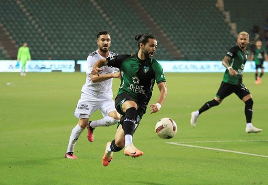 Foto - Kocaelispor-Altay maçında Luis Suarez vakası! Yok artık daha neler: 1. Lig'de bunu da gördük...