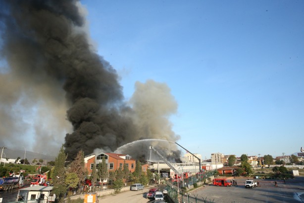 Foto - Kocaeli'yi kara bulutlar sardı! Ekipler seferber oldu