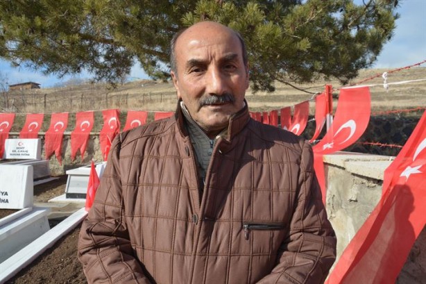 Foto - Koğuş yangınında şehit olan Mehmetçikler 52. yılında dualarla yad edildi