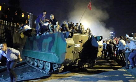 Foto - Kohen ailesinin Siyonist gelini! İşin ucu Mossad’a kadar uzanıyor. Erdal Sarızeybek bu işin neresinde? 