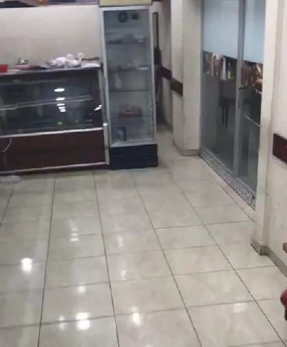 Foto - Kokoreççiye baskın yapıldı! Alt kattan çıkanlar şoke etti