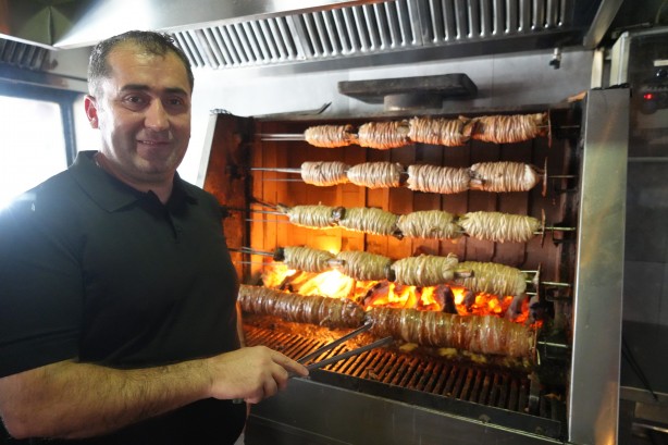 Foto - Kokoreçte ithal bağırsakla gelen şüphe