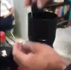 Foto - Kola şişesinden cep telefonu çıktı! 'Bu kadar da olmaz' dedirten olay