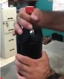 Kola şişesinden cep telefonu çıktı! 'Bu kadar da olmaz' dedirten olay