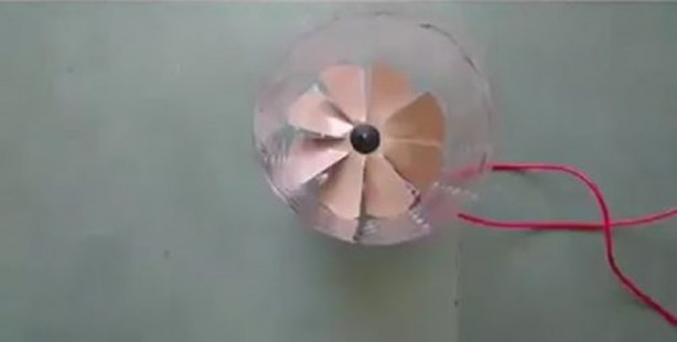 Foto - Kola şişesinden elektrikli süpürge yaptı