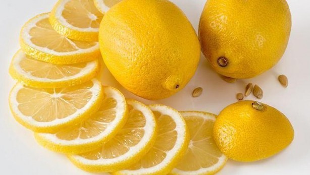 Foto - Kolajen çeşmesi gibi! Kırışıklıkları silgi gibi siliyor