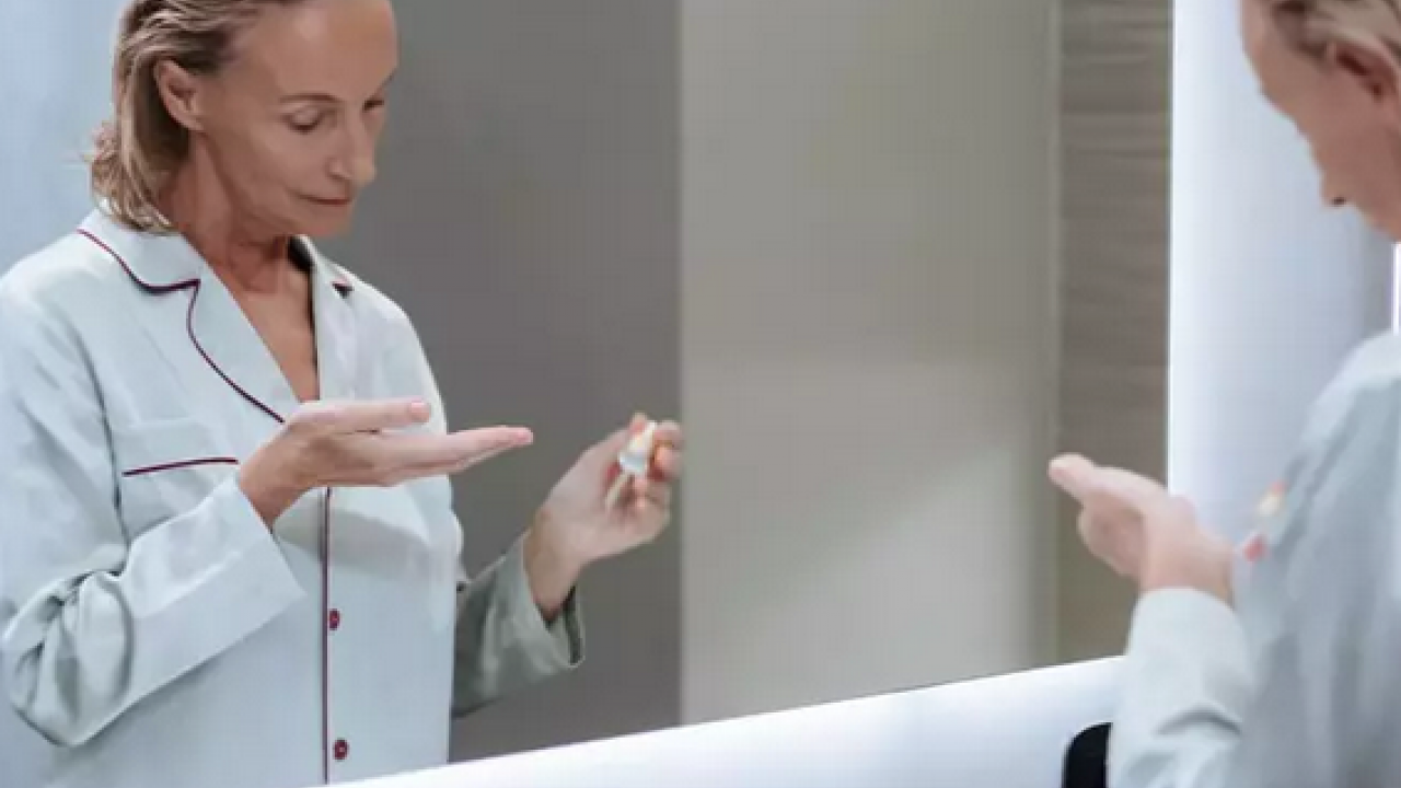 Foto - Kolajen haplarını çöpe attıran formül! Cilde tek damlası bile yetiyor! Duyanlar talip oldular! Haplarla hastanelik olmayın