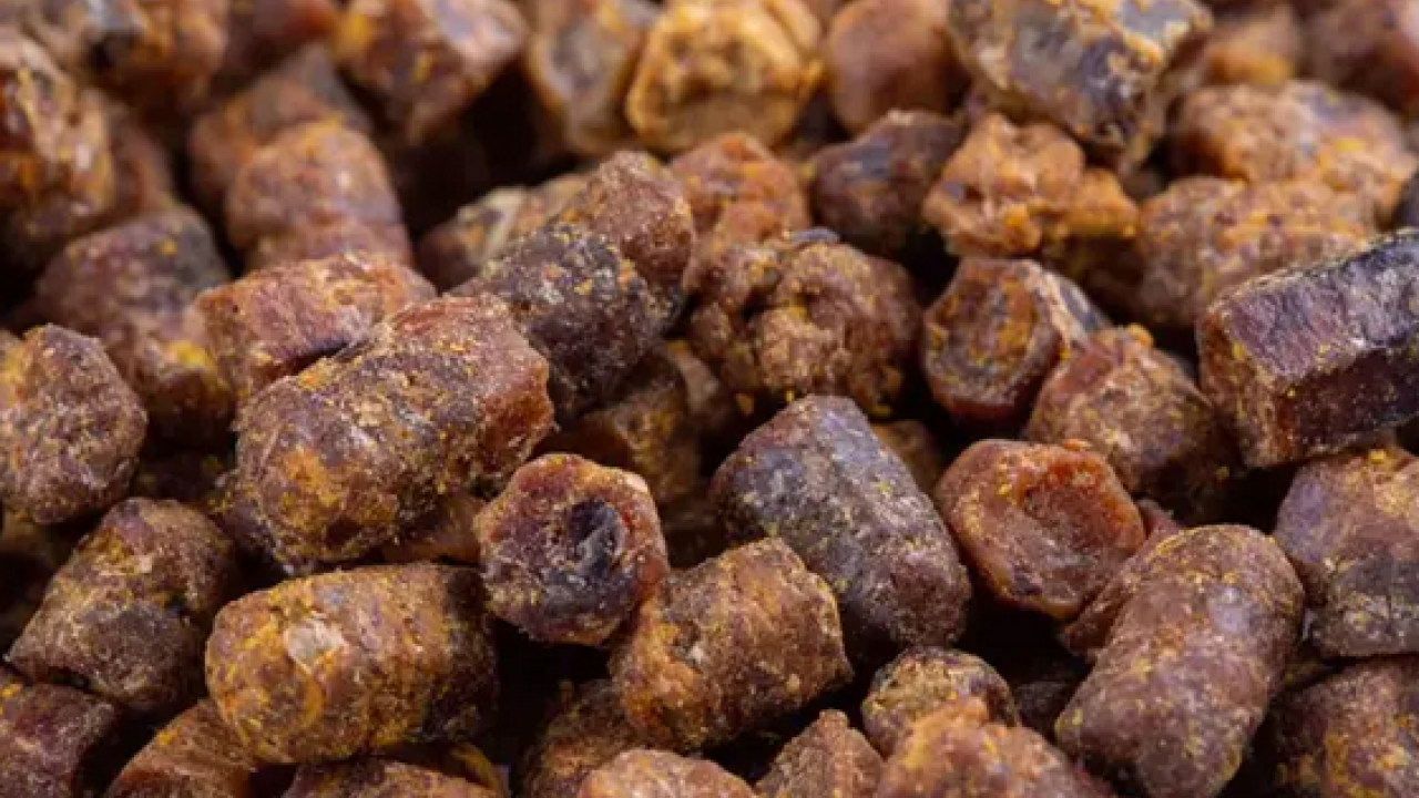 Foto - Kolajen haplarını çöpe attıran formül! Cilde tek damlası bile yetiyor! Duyanlar talip oldular! Haplarla hastanelik olmayın