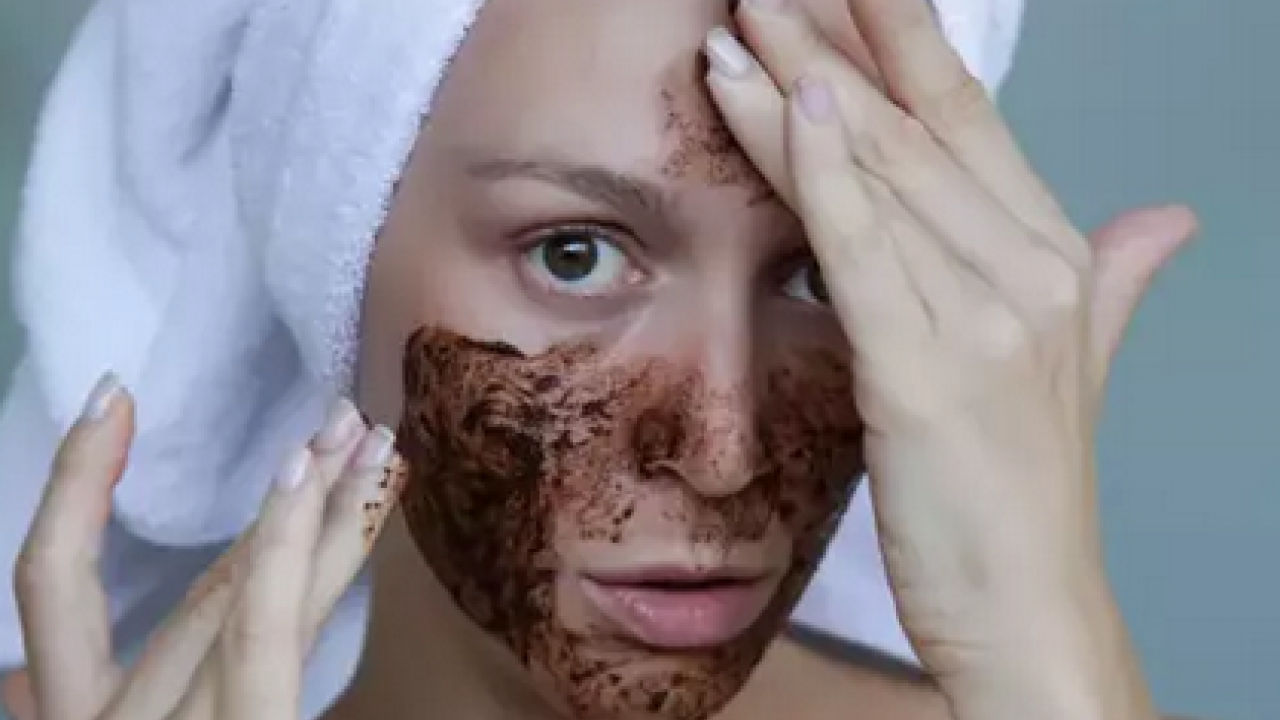 Foto - Kolajen haplarını çöpe attıran formül! Cilde tek damlası bile yetiyor! Duyanlar talip oldular! Haplarla hastanelik olmayın