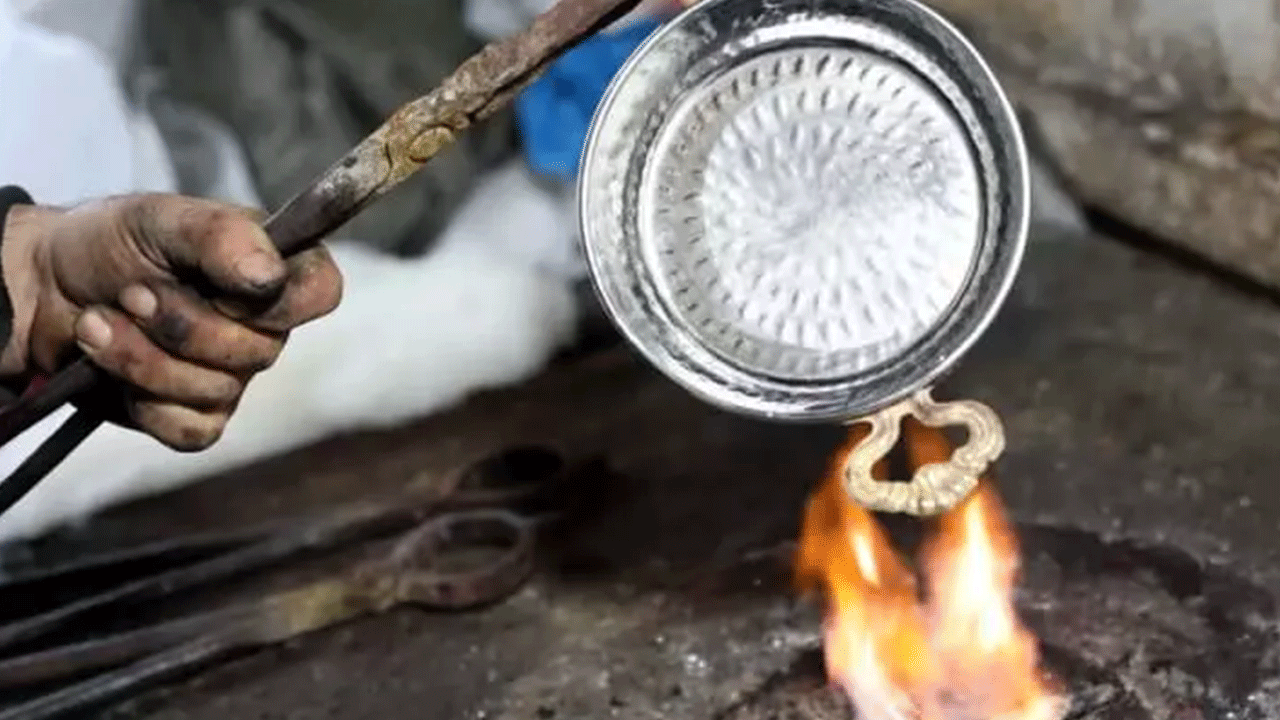Foto - Kolay para kazanmanın yolunu buldu: Kilosunu 10 bin liradan satıyor ama eleman bulamıyor!