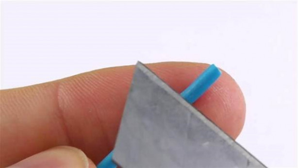 Foto - Kolayca bulunan eşyalarla öyle bir şey yaptı ki!