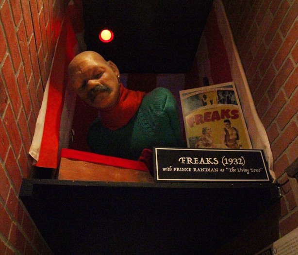 Foto - Kolları ve bacakları olmadan doğan Prens Randian'ın bıraktığı servet dudak uçuklattı