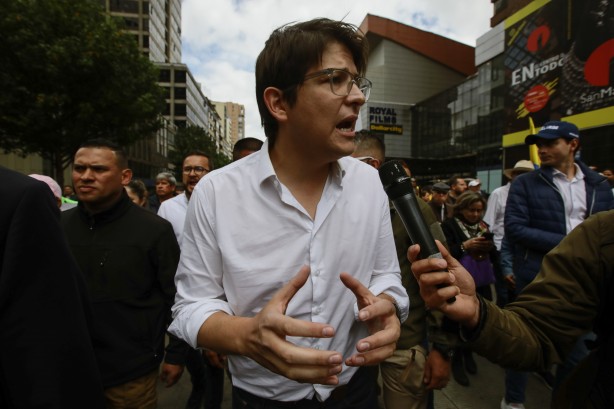 Foto - Kolombiya'da sağlık reformu yasası protesto edildi