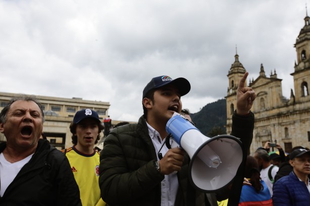 Foto - Kolombiya'da sağlık reformu yasası protesto edildi
