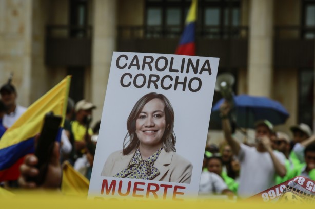Foto - Kolombiya'da sağlık reformu yasası protesto edildi